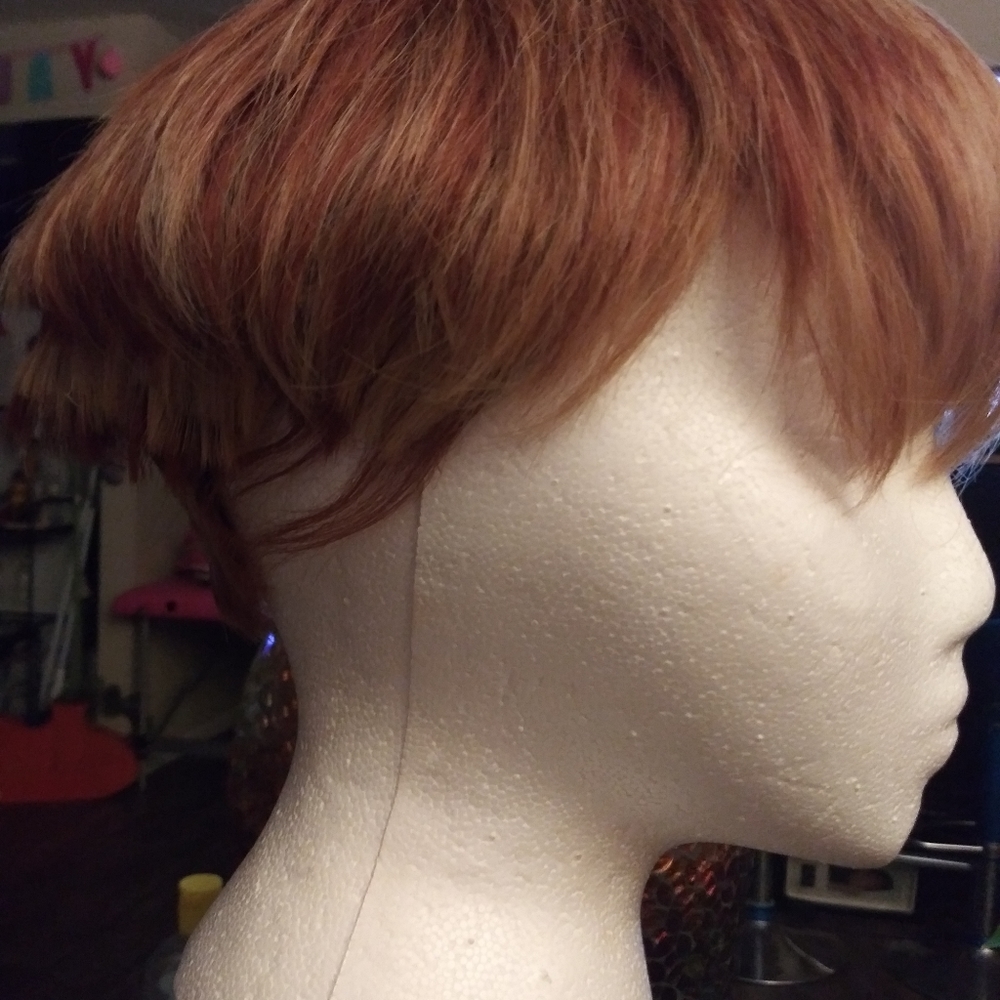 Wig - Picture 8 of 8